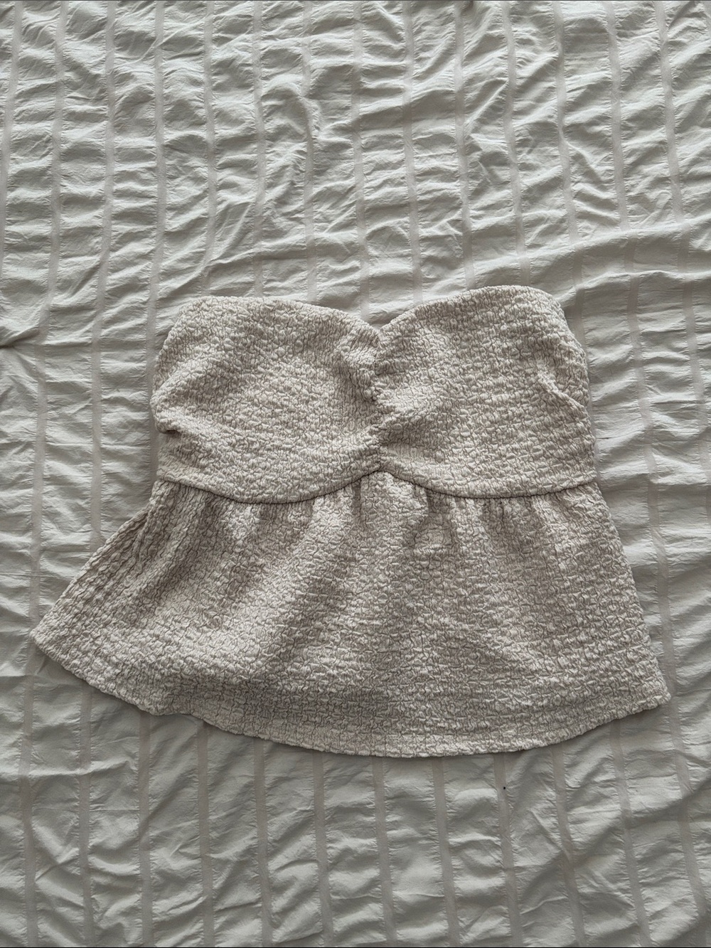 SHEIN Cream Strapless Textured Peplum Tank Top